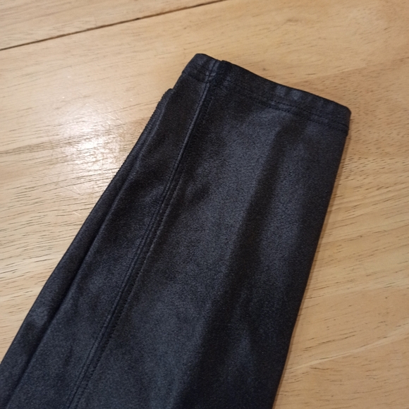 SPANX Womens S Faux Leather Leggings in Black Pull On Shapewear Stretch - Picture 3 of 12